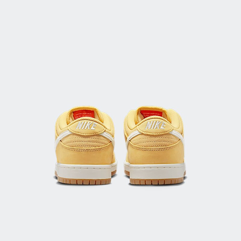 Nike SB Dunk Low "Saturn Gold" | FJ1674-700