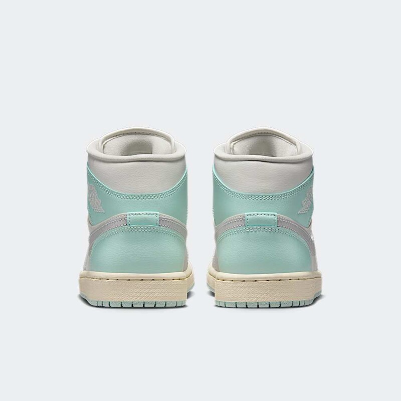 Air Jordan 1 Mid "Igloo" | BQ6472-134