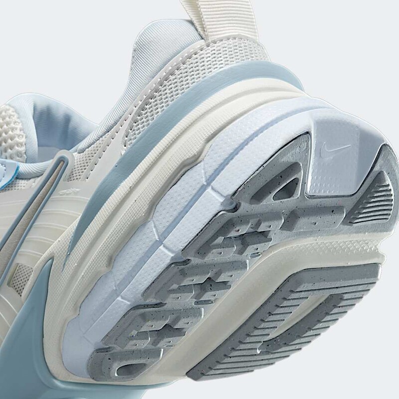 Nike V2K Run "Platinum Tint" | FD0736-009