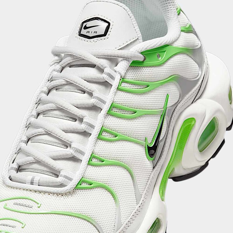Nike Air Max Plus "Green Strike" | DZ3671-001