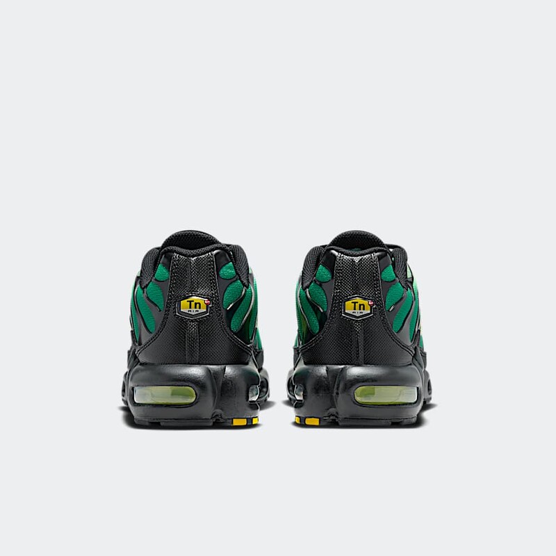 Nike Air Max Plus "Vapor Green" | DM0032-301