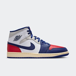 Air Jordan 1 Mid "USA" | DQ8426-102