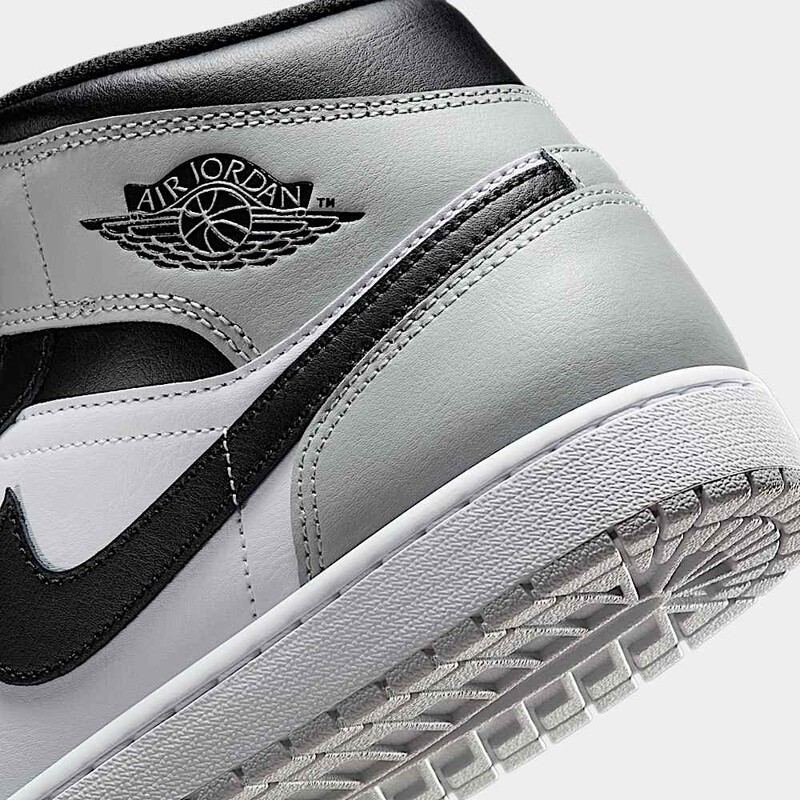 Air Jordan 1 Mid "Barons" | DQ8426-101