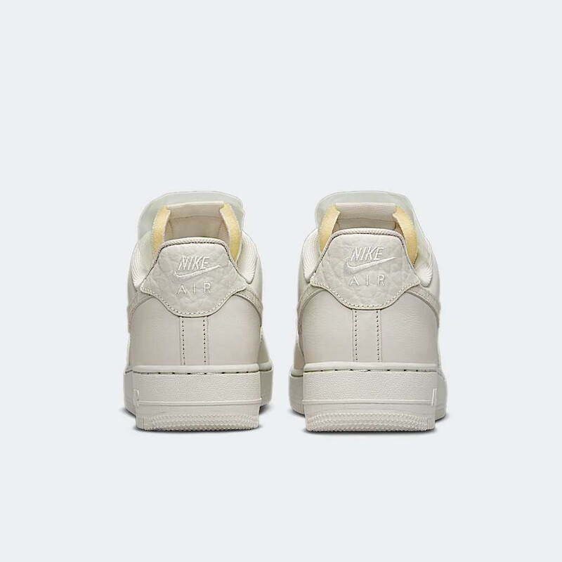 Nike Air Force 1 Low Premium "Bling" | DN5463-001