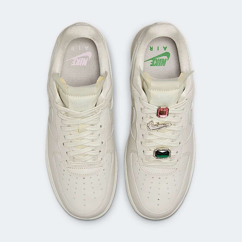 Nike Air Force 1 Low Premium "Bling" | DN5463-001
