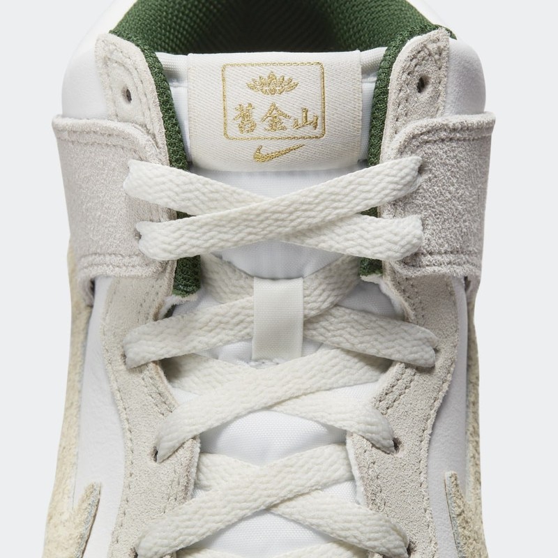 Nike Dunk High "Lunar New Year" | FD0776-100