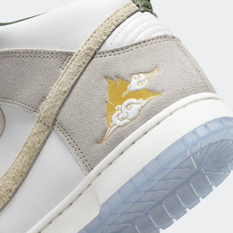 Nike Dunk High "Lunar New Year" | FD0776-100