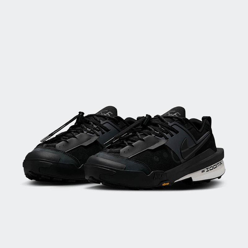 sacai x Nike Zegamadome SP "Black" | HQ8618-001