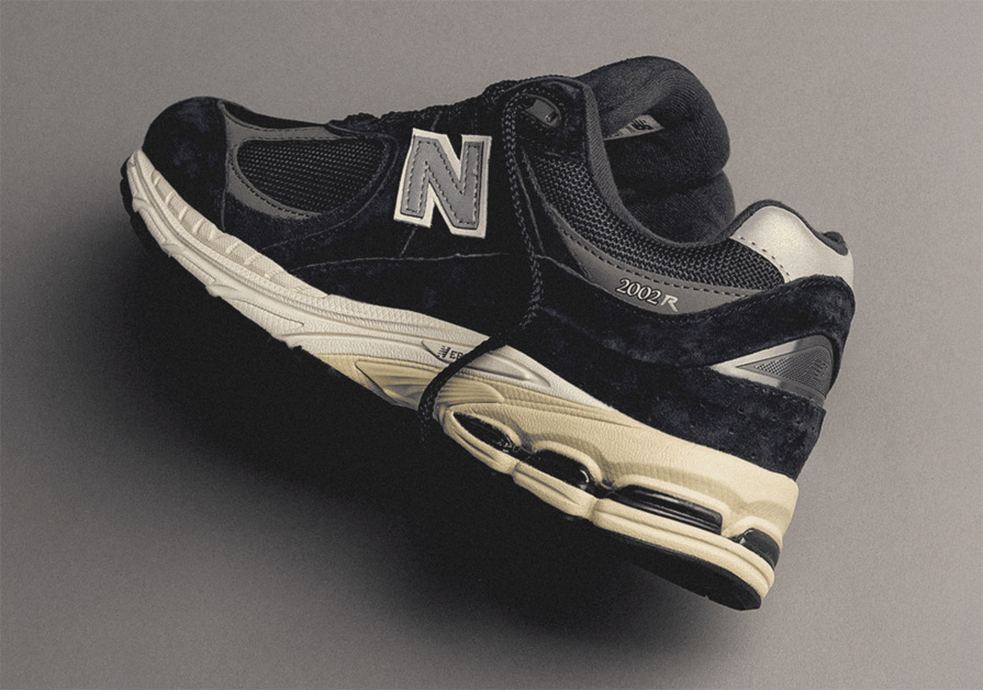 Shoppe den New Balance 2002R „Eclipse“ für nur 140€