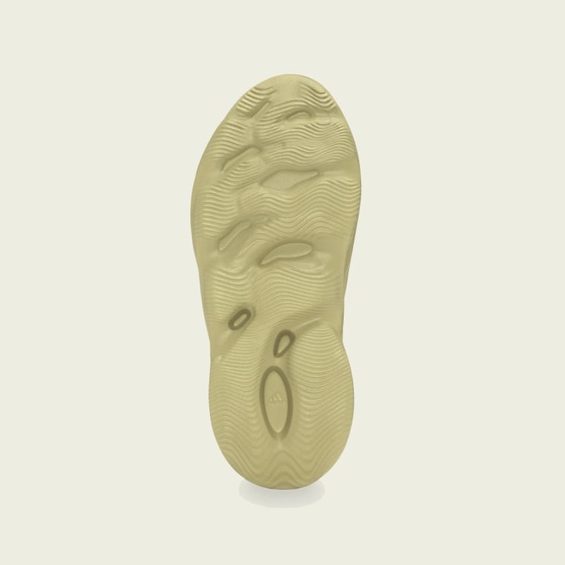 adidas Yeezy Foam Runner "Sulfur" | GV6775