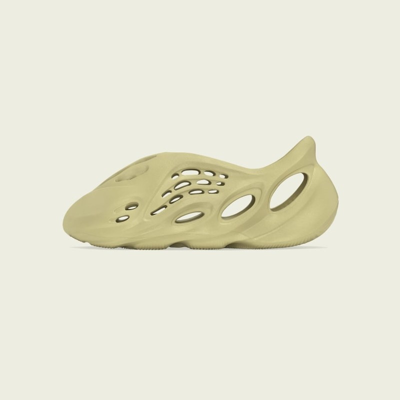 adidas Yeezy Foam Runner "Sulfur" | GV6775