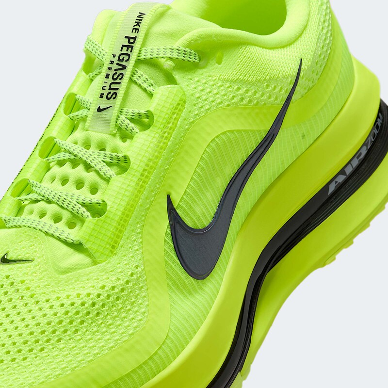 Nike Pegasus Premium "Volt" | HQ2592-700