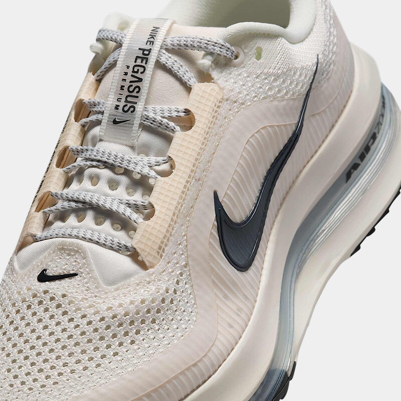 Nike Pegasus Premium "Sail" | HQ2593-106
