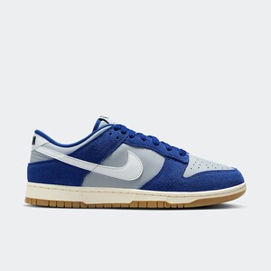 Nike Dunk Low SE "Deep Royal Blue" | IB6399-003