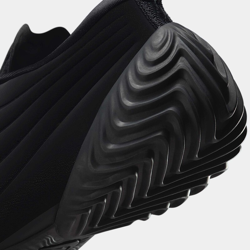 Nike Astra Ultra "Triple Black" | FZ5778-004