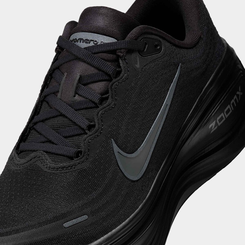 Nike Vomero Plus "Black" | HV8154-001