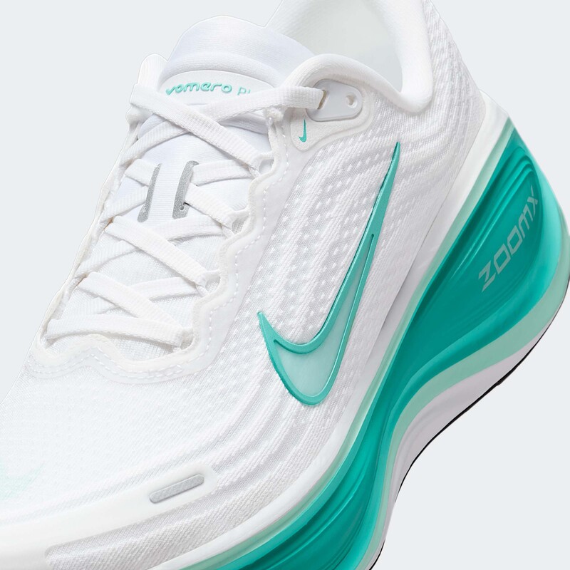 Nike Vomero Plus "Mint Foam" | HV8154-100