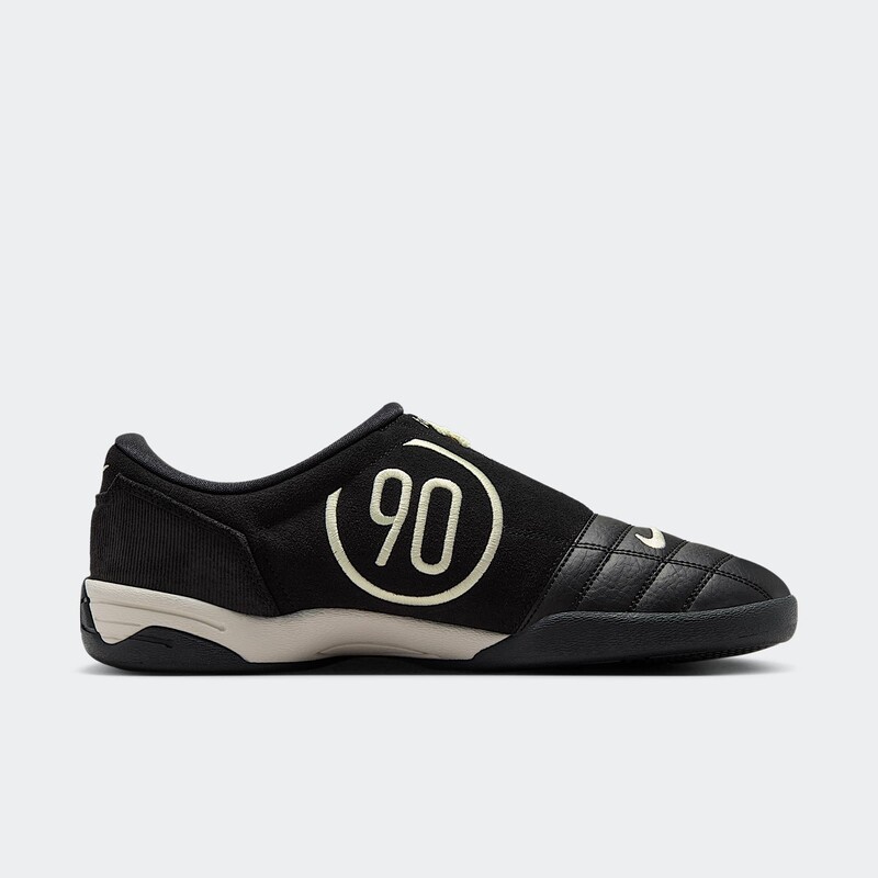 Nike Total 90 III "Black & Sail" | IO2083-010