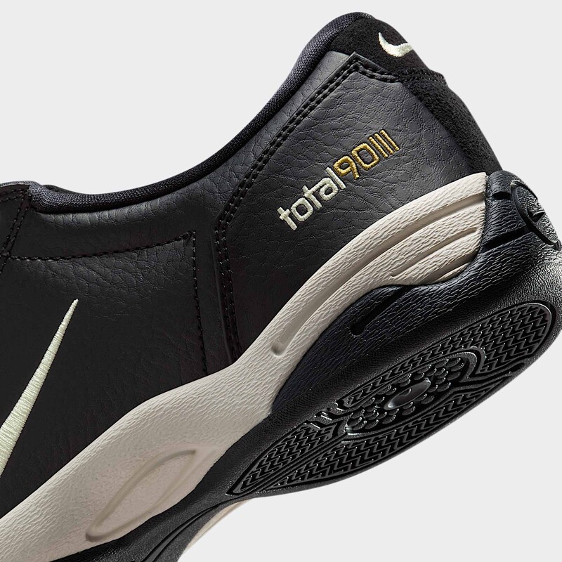 Nike Total 90 III "Black & Sail" | IO2083-010