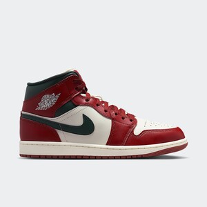 Air Jordan 1 Mid "Redstone" | DQ8426-105