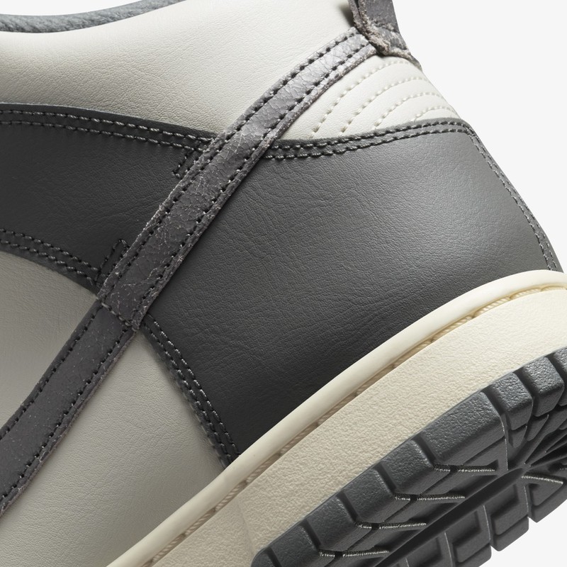 Nike Dunk High Vintage Tumbled Grey | DM0582-001