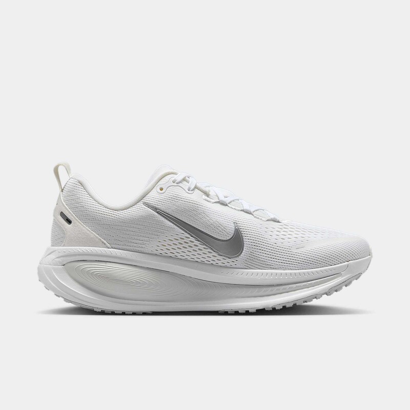Nike Vomero 18 "White" | HM6804-104