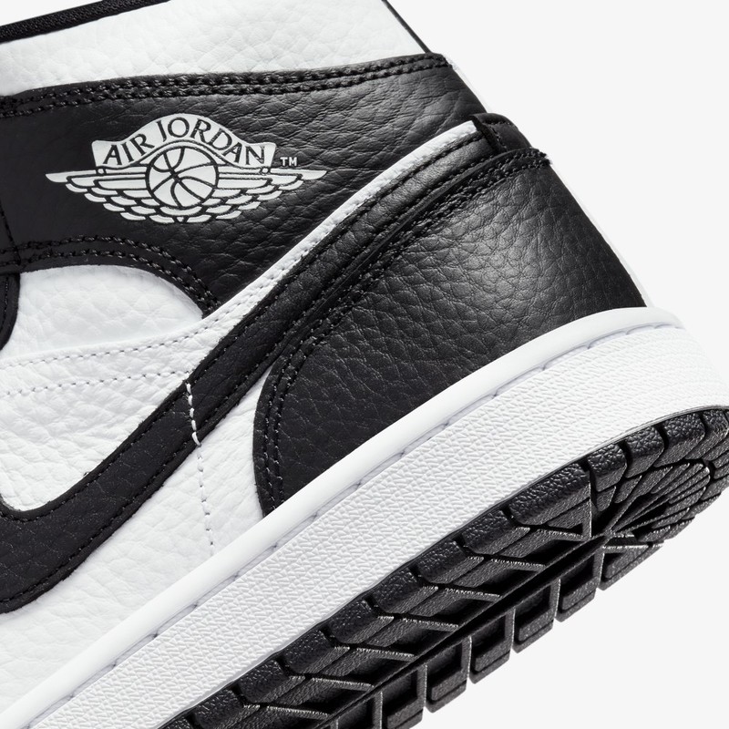 Air Jordan 1 Mid Invert | DR0501-101
