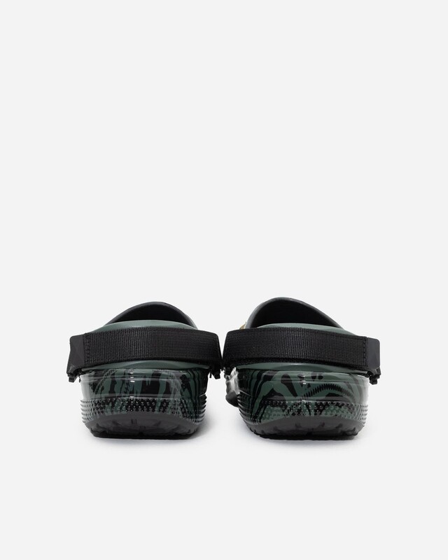 Aries Arise x Crocs Classic Clog "High Shine Black" | 211060-001 Aries Arise x Crocs Classic Clog "High Shine Black" | 211060-001