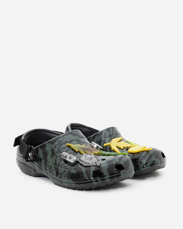 Aries Arise x Crocs Classic Clog "High Shine Black" | 211060-001