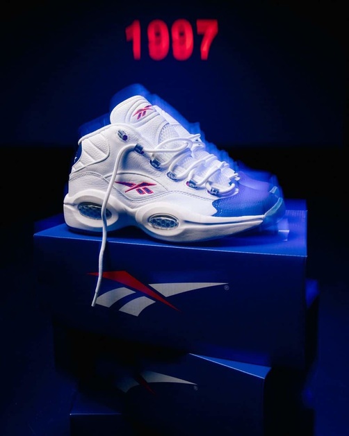 Bei BSTN ist der Reebok Question Mid „Blue Toe“ zurück