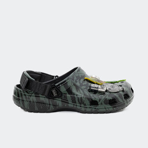 Aries Arise x Crocs Classic Clog "High Shine Black" | 211060-001