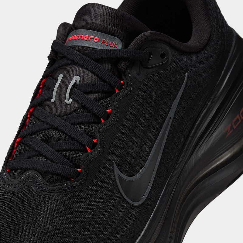 Nike Vomero Plus "Bred" | HV8150-007