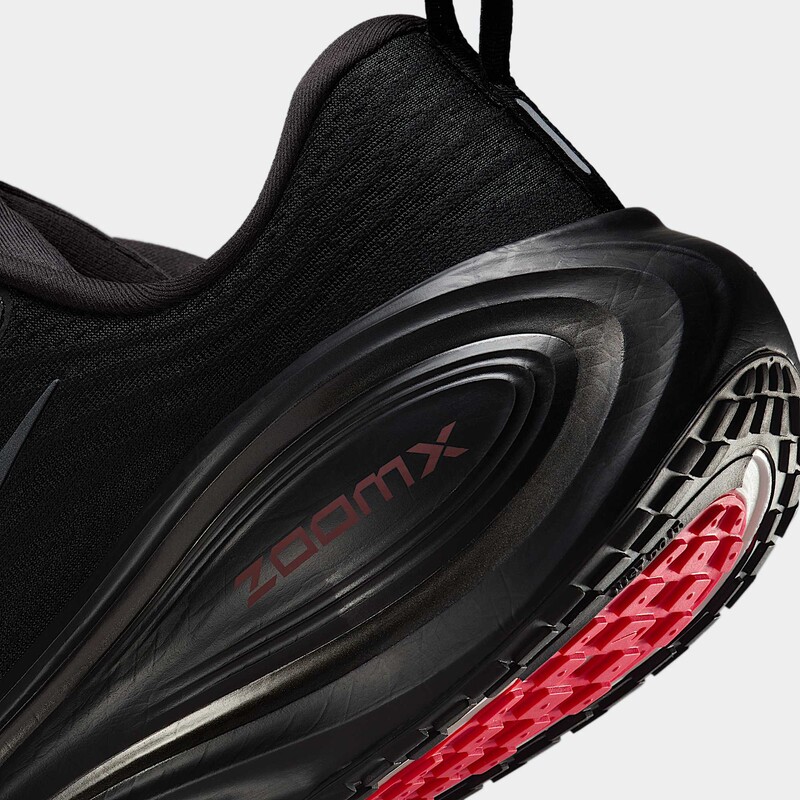 Nike Vomero Plus "Bred" | HV8150-007