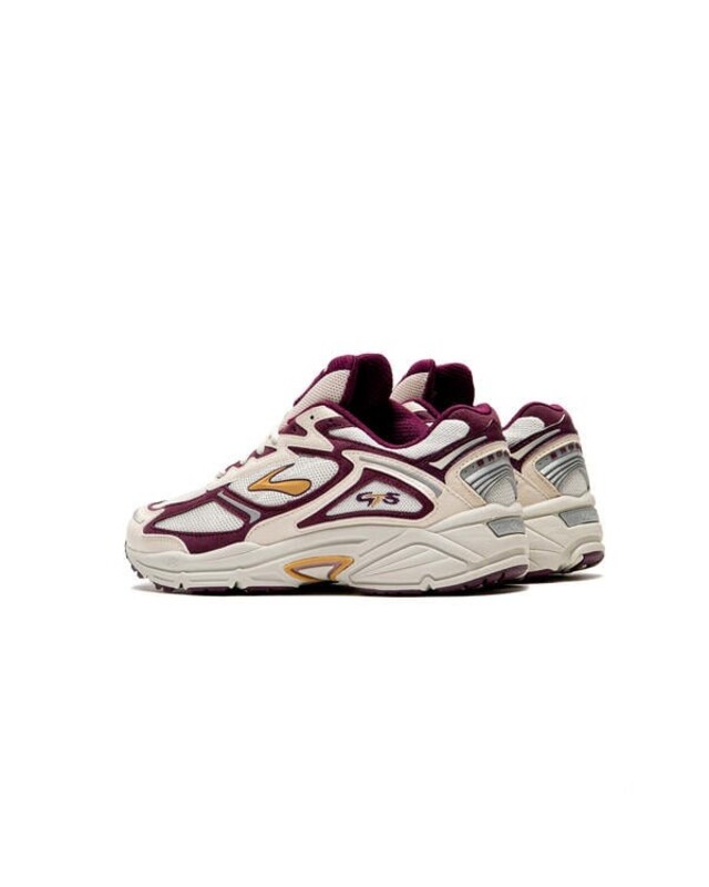 Brooks Adrenaline GTS 4 "Beet" | 1104851D982