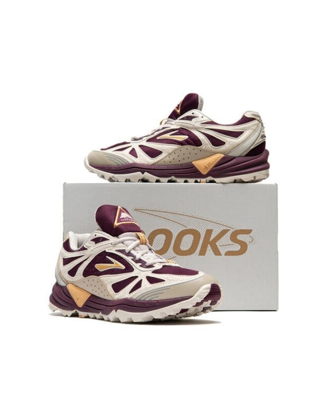 Brooks Cascadia 1 "Beet" | 1105021D971