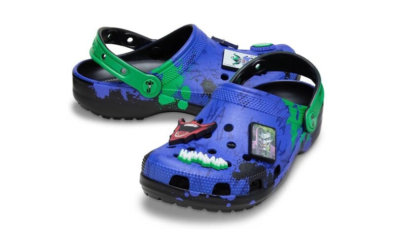 DC x Crocs Classic Clogs "Joker" | 211782-90H DC x Crocs Classic Clogs "Joker" | 211782-90H