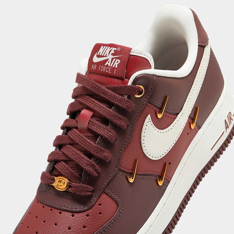 Nike Air Force 1 Low LX "Team Red" | IR0485-611