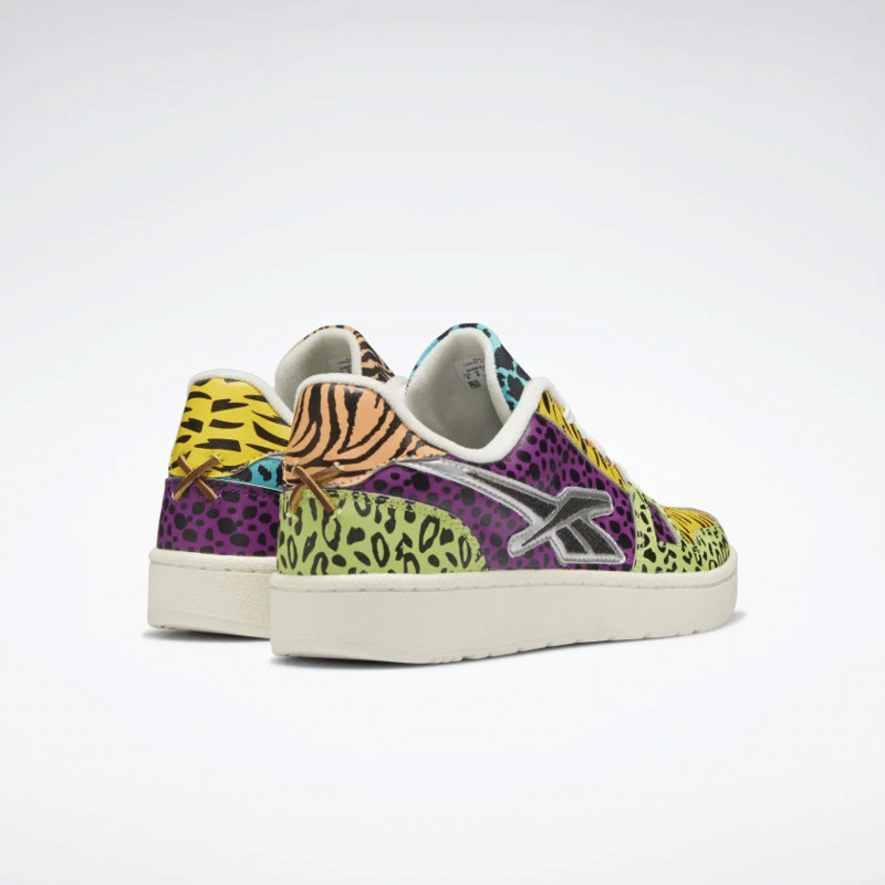 The Flintstones x Reebok Resonator | GZ1462