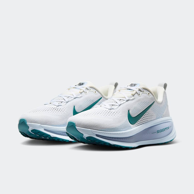 Nike Vomero 18 "Blue Tint" | HM6804-103