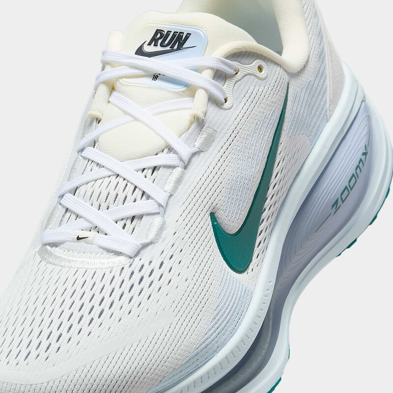 Nike Vomero 18 "Blue Tint" | HM6804-103