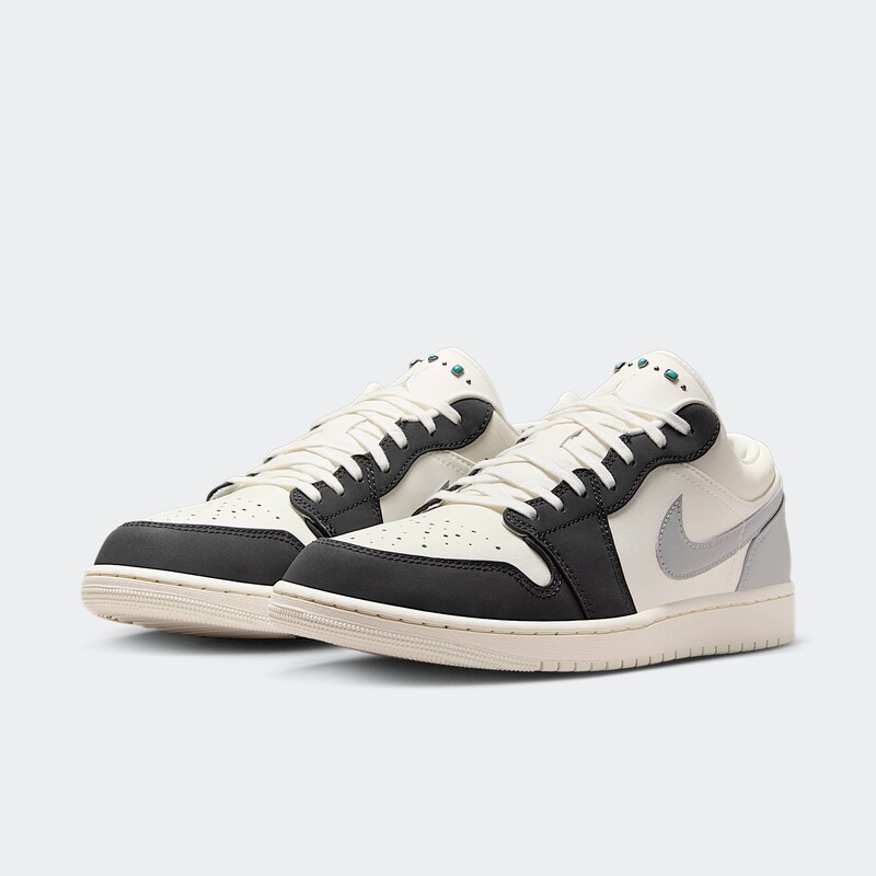 Air Jordan 1 Low "Turquoise Stone" | IO2242-101