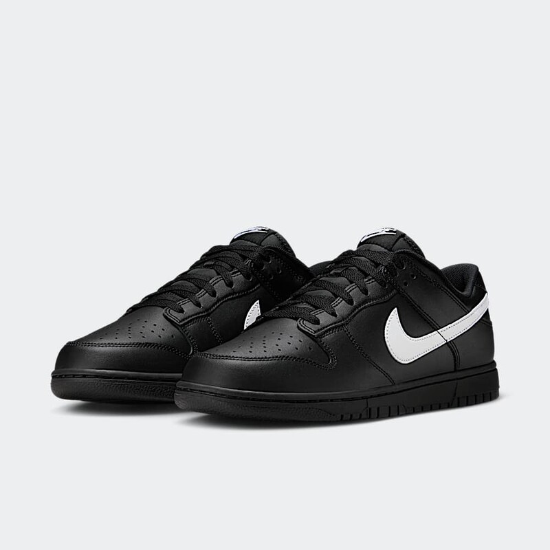Nike Dunk Low "Black/White" | IO7606-010
