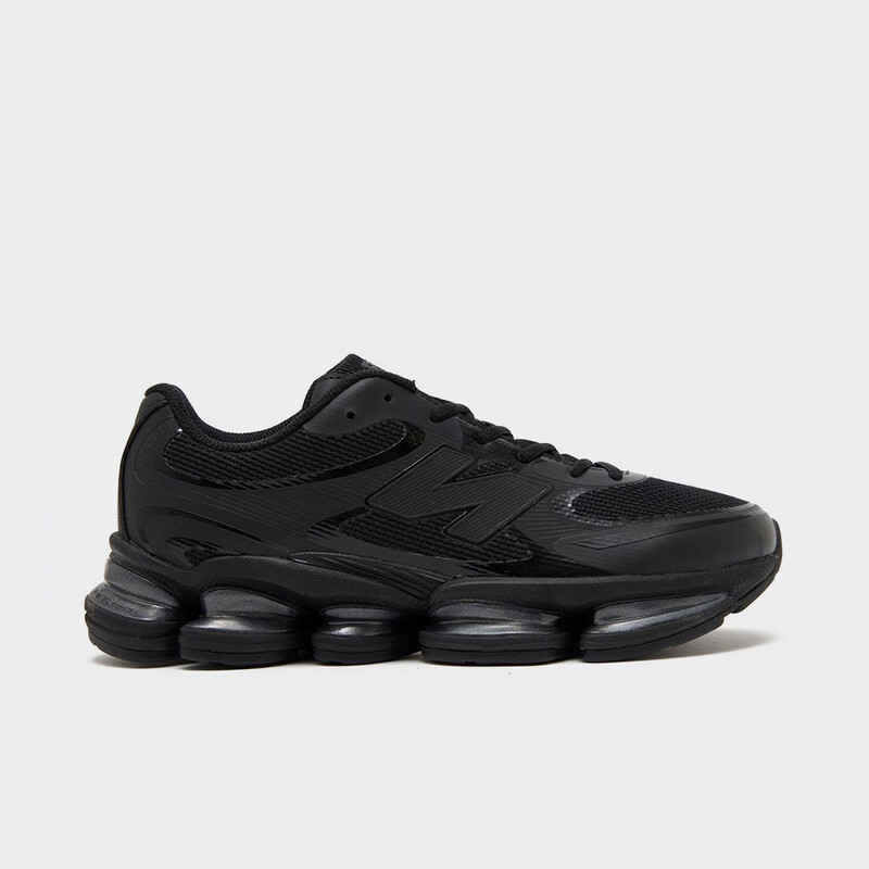 New Balance 2000 "Triple Black" | U2000ETB