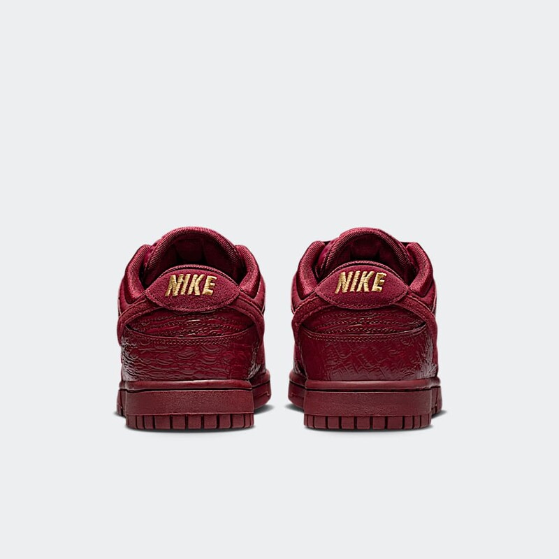 Nike Dunk Low "Team Red Croc" | HV4388-600