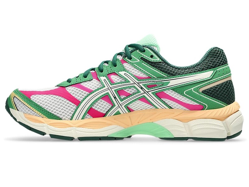 Asics Gel-Cumulus 16 "Cream/Ivory" | 1203A763-100