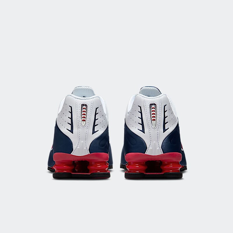 Nike Shox R4 "USA 2025" | HQ1988-400