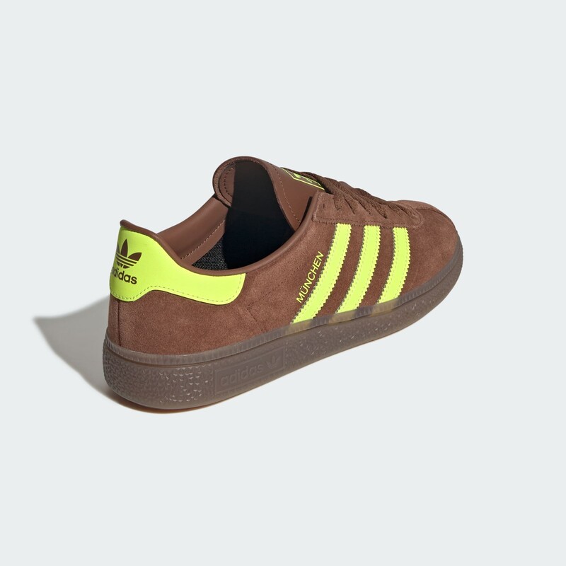 adidas München "Preloved Brown" | JS3996