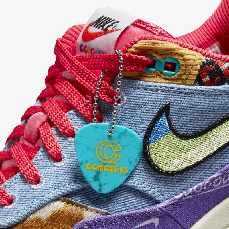 Concepts x Nike Air Max 1 Far Out | DN1803-500