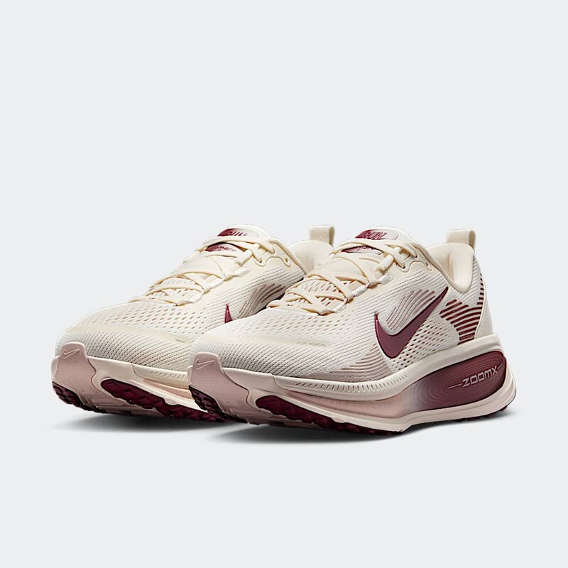 Nike Vomero 18 "Pale Ivory" | HM6804-108