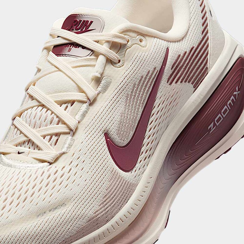 Nike Vomero 18 "Pale Ivory" | HM6804-108